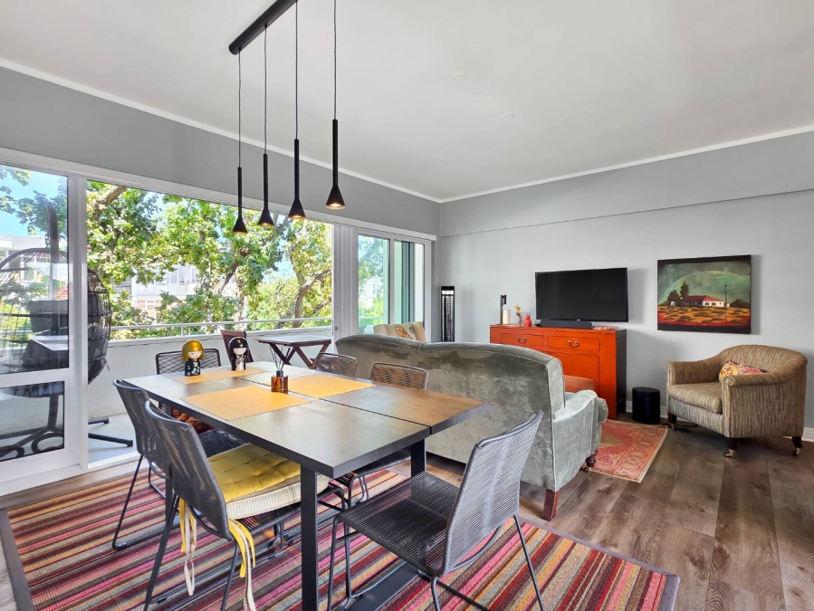 2 Bedroom Property for Sale in Sea Point Western Cape